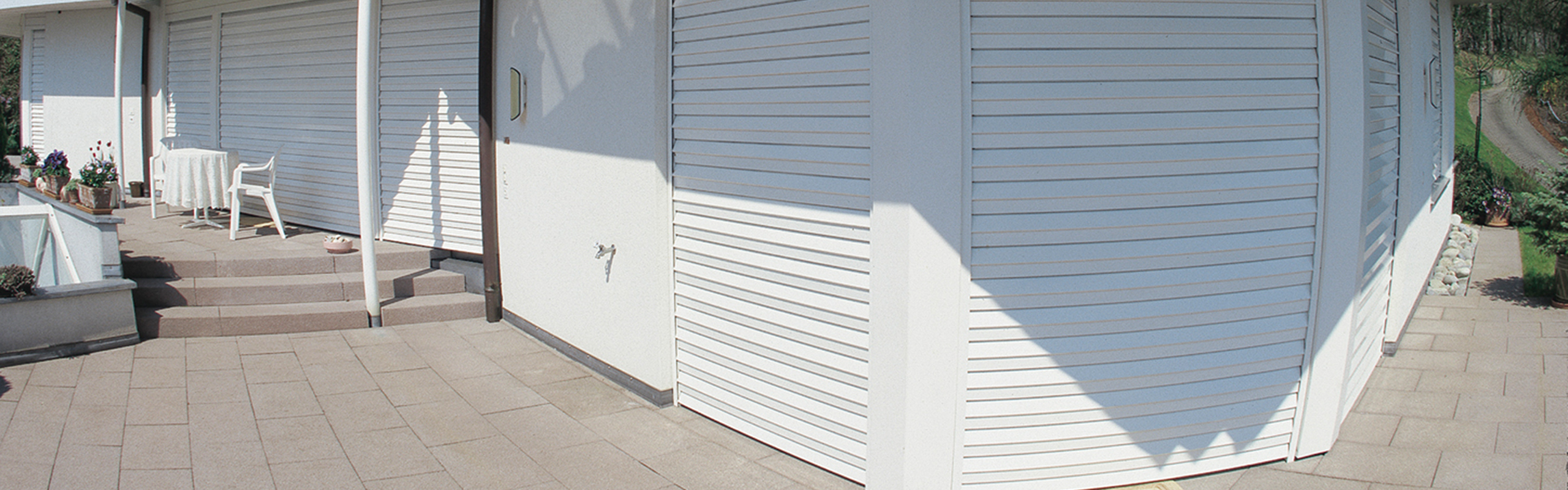 Secure<br><em>Sicherheitsfaltladen</em>